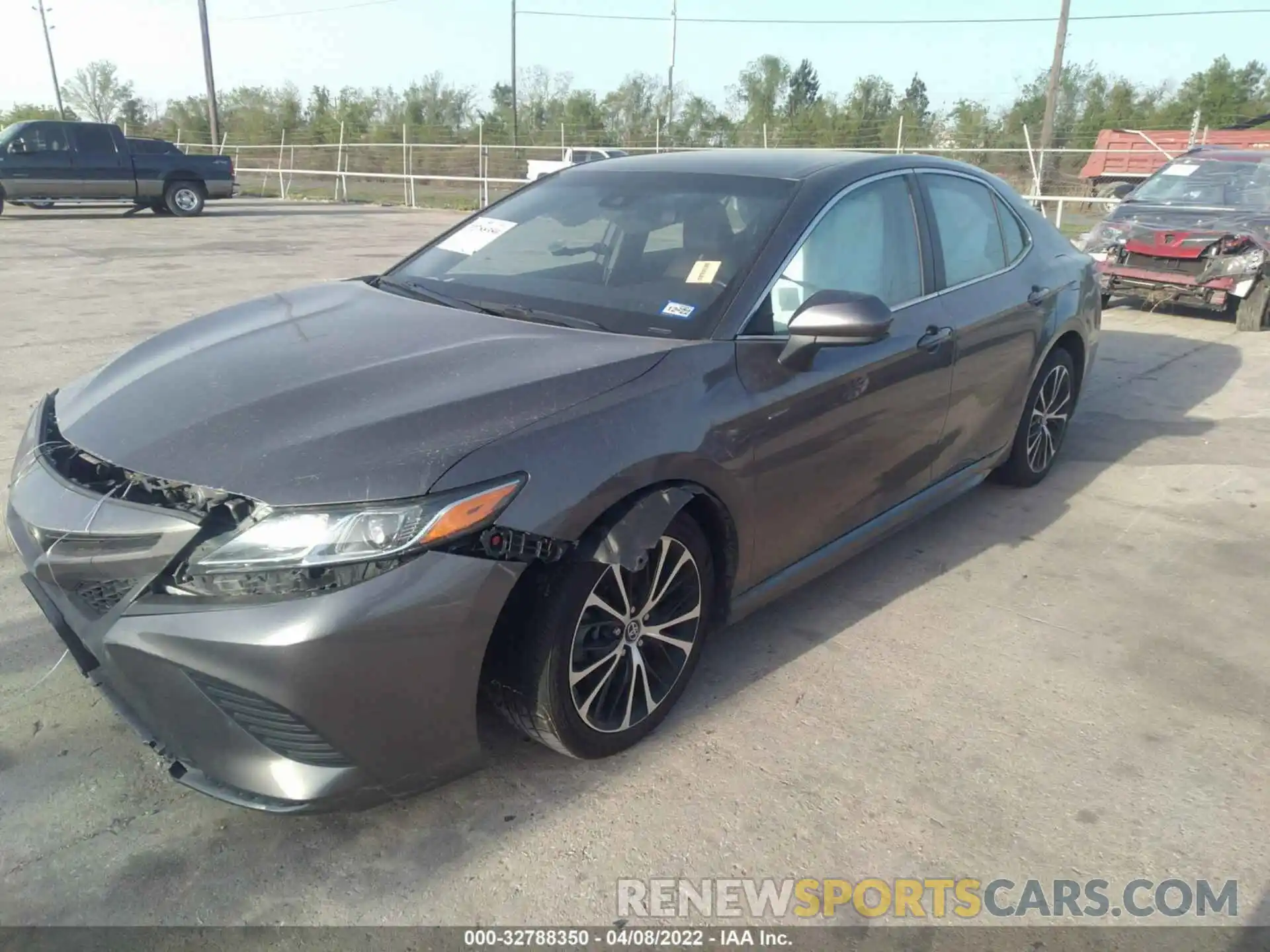 2 Photograph of a damaged car 4T1G11AK4LU933507 TOYOTA CAMRY 2020