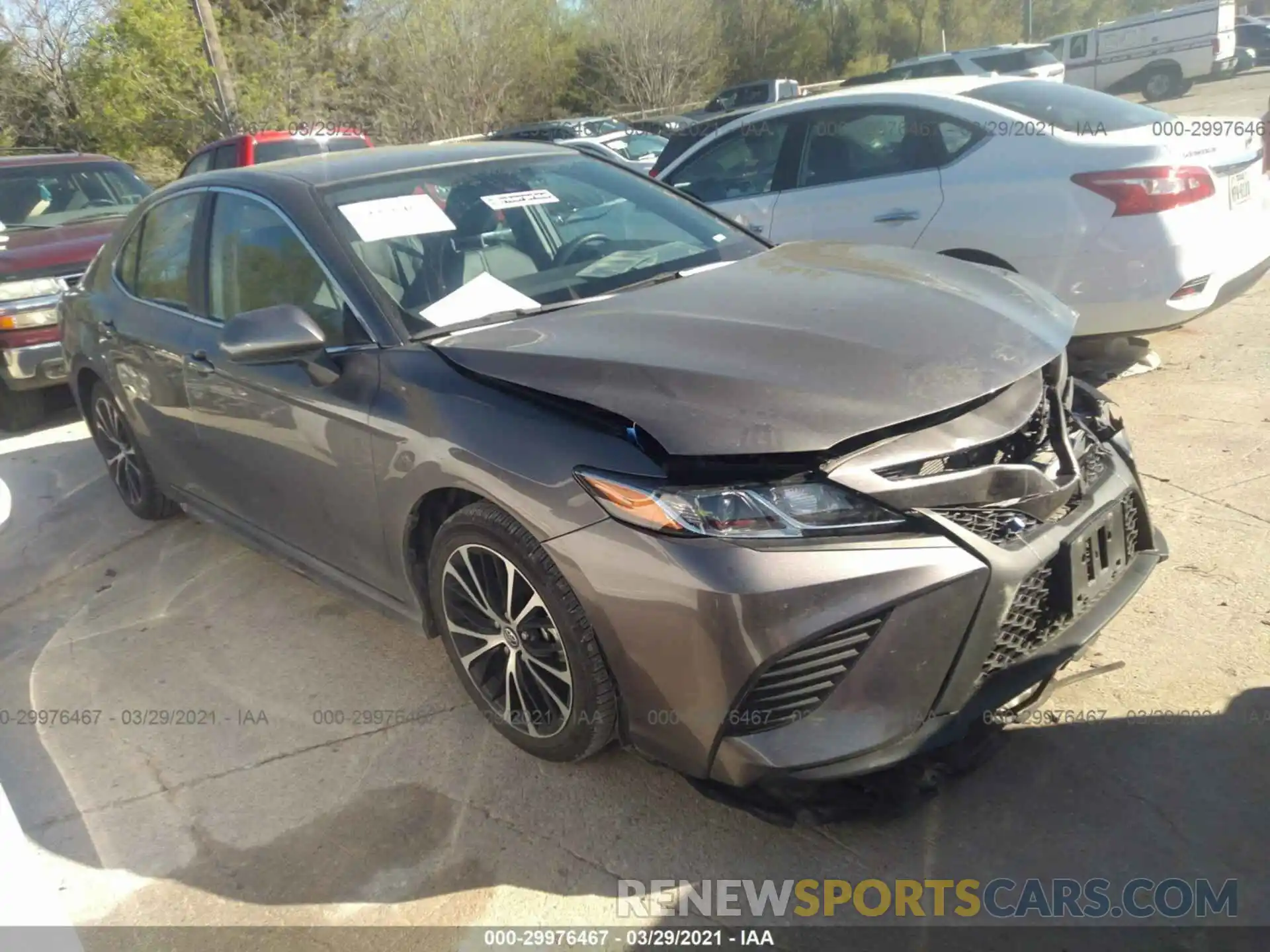 1 Photograph of a damaged car 4T1G11AK4LU935211 TOYOTA CAMRY 2020