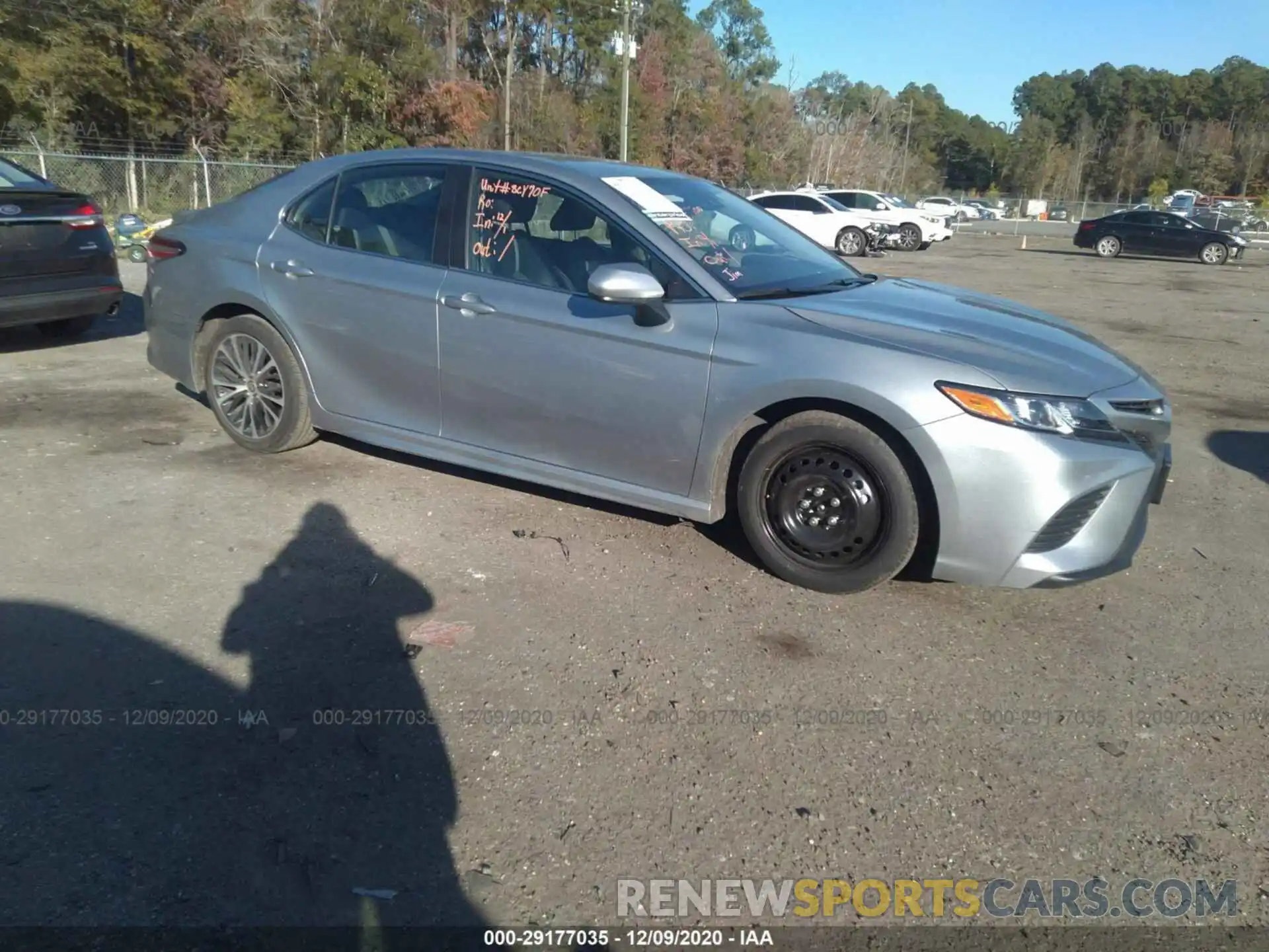 1 Photograph of a damaged car 4T1G11AK4LU947231 TOYOTA CAMRY 2020