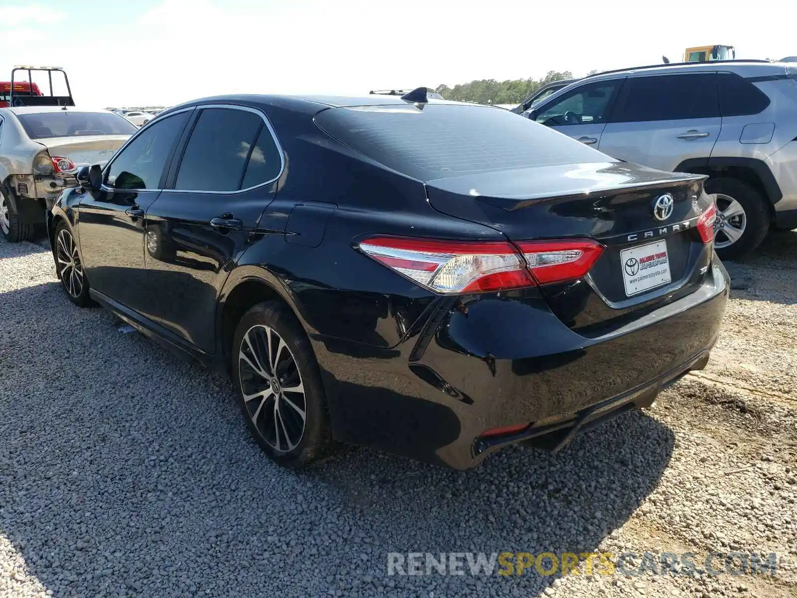 3 Photograph of a damaged car 4T1G11AK4LU952977 TOYOTA CAMRY 2020