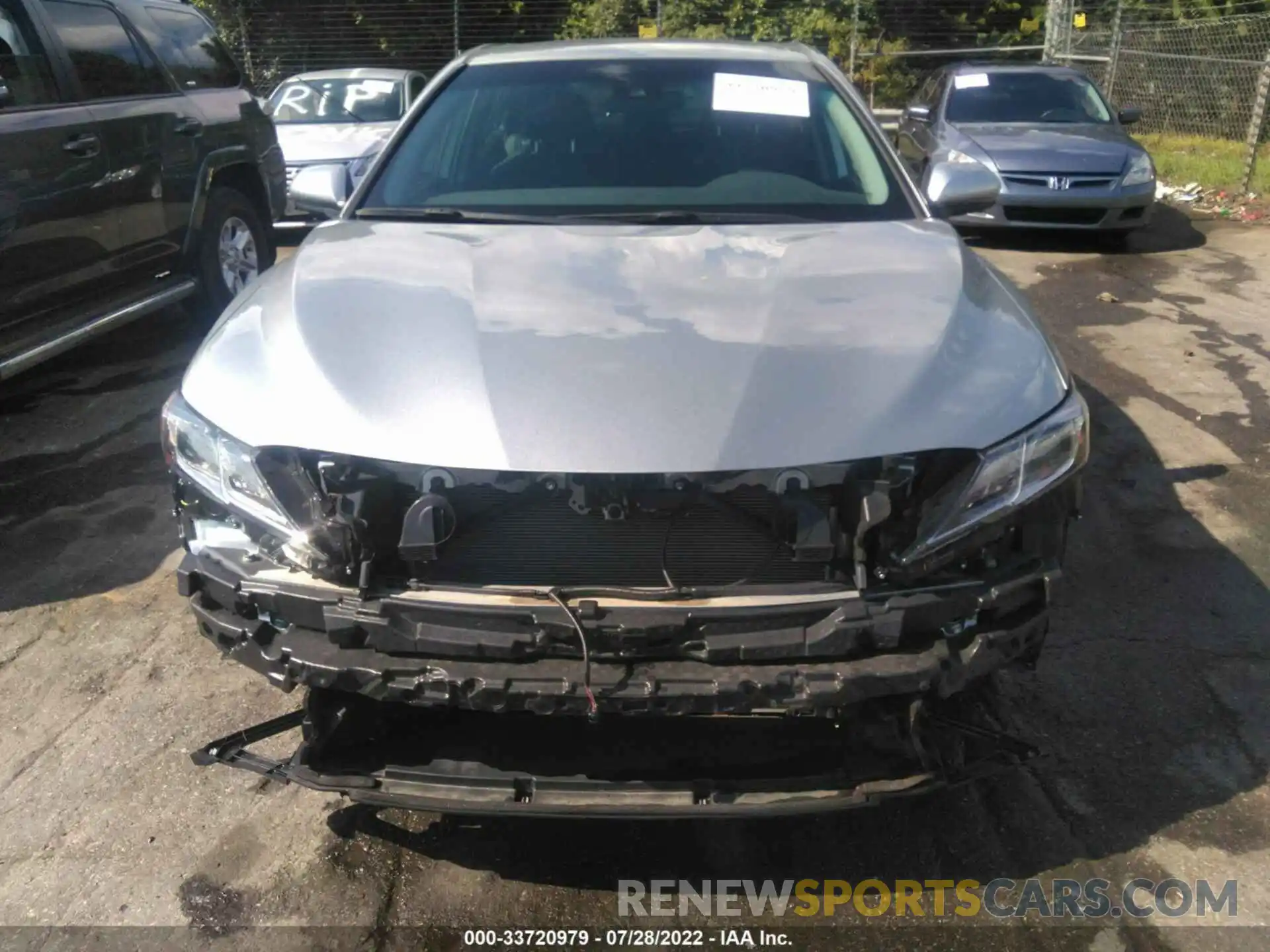 6 Photograph of a damaged car 4T1G11AK4LU953210 TOYOTA CAMRY 2020