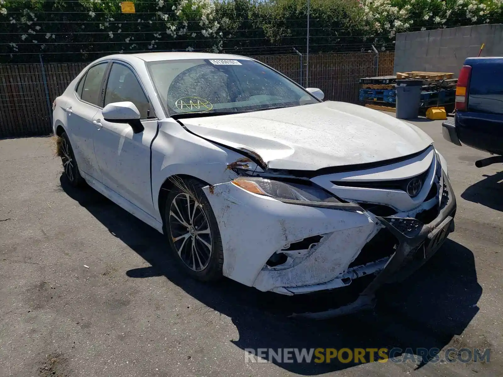 1 Photograph of a damaged car 4T1G11AK4LU964031 TOYOTA CAMRY 2020