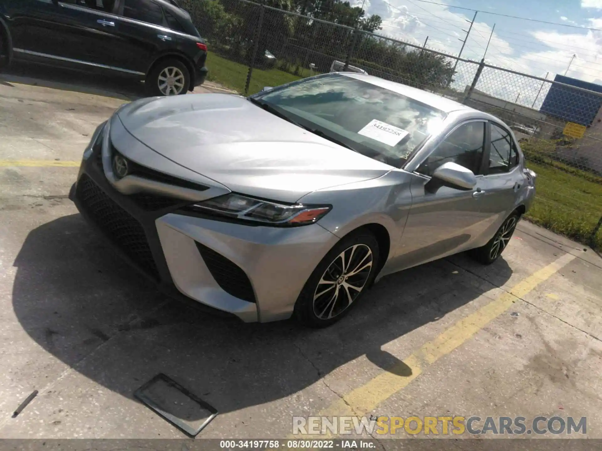 2 Photograph of a damaged car 4T1G11AK4LU969116 TOYOTA CAMRY 2020