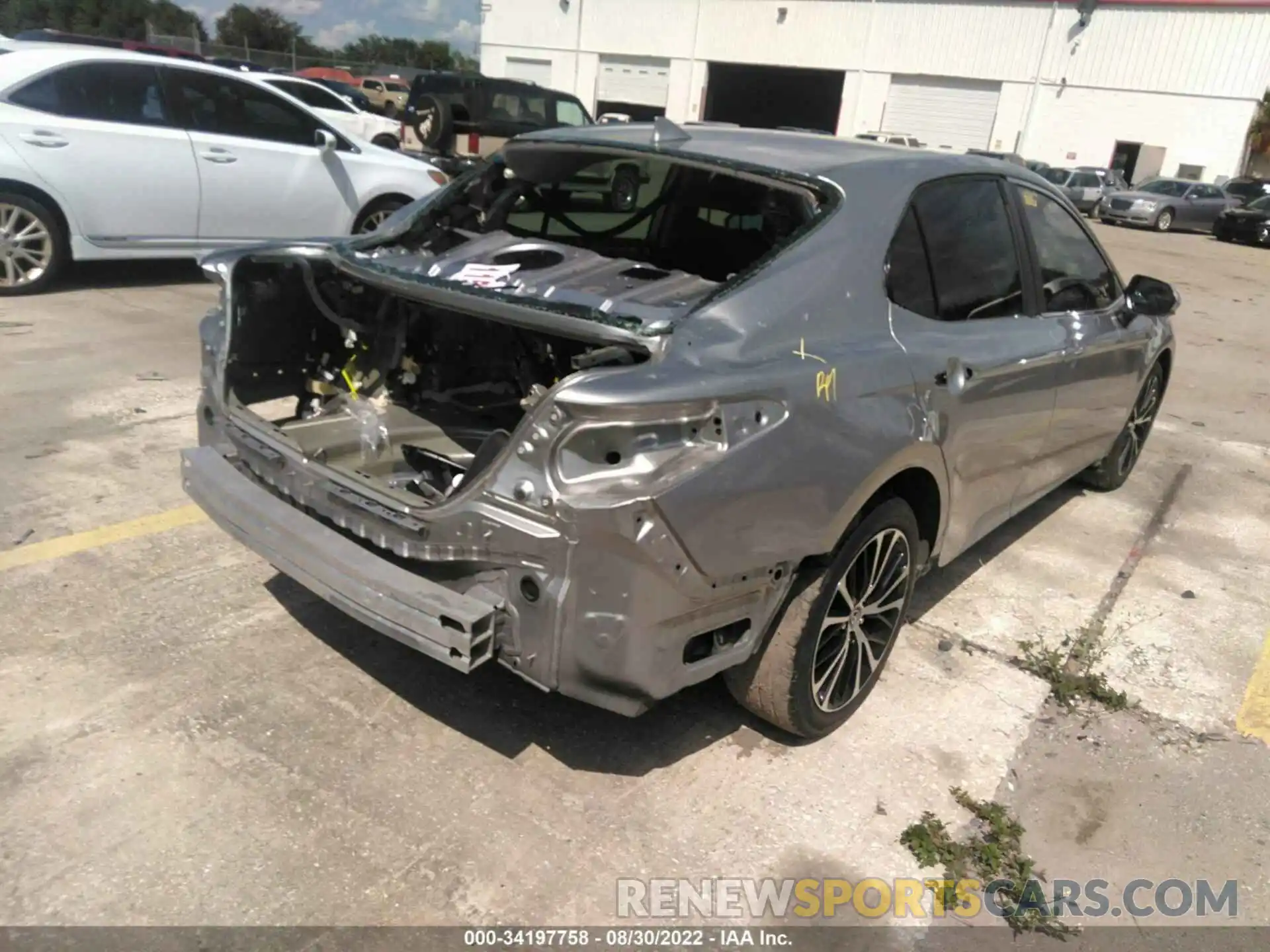 4 Photograph of a damaged car 4T1G11AK4LU969116 TOYOTA CAMRY 2020