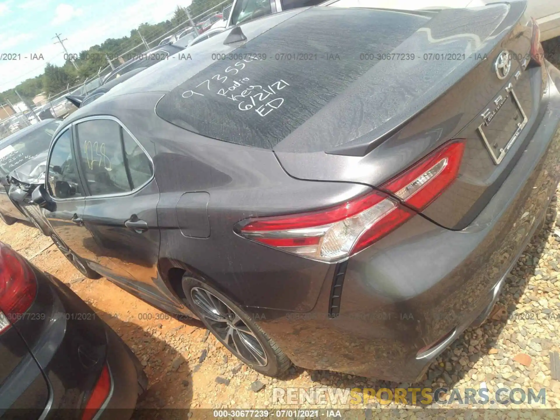 3 Photograph of a damaged car 4T1G11AK4LU973554 TOYOTA CAMRY 2020