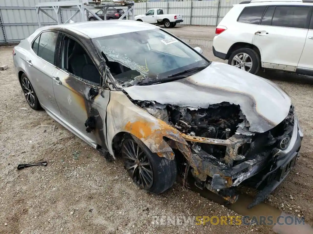 1 Photograph of a damaged car 4T1G11AK4LU973859 TOYOTA CAMRY 2020