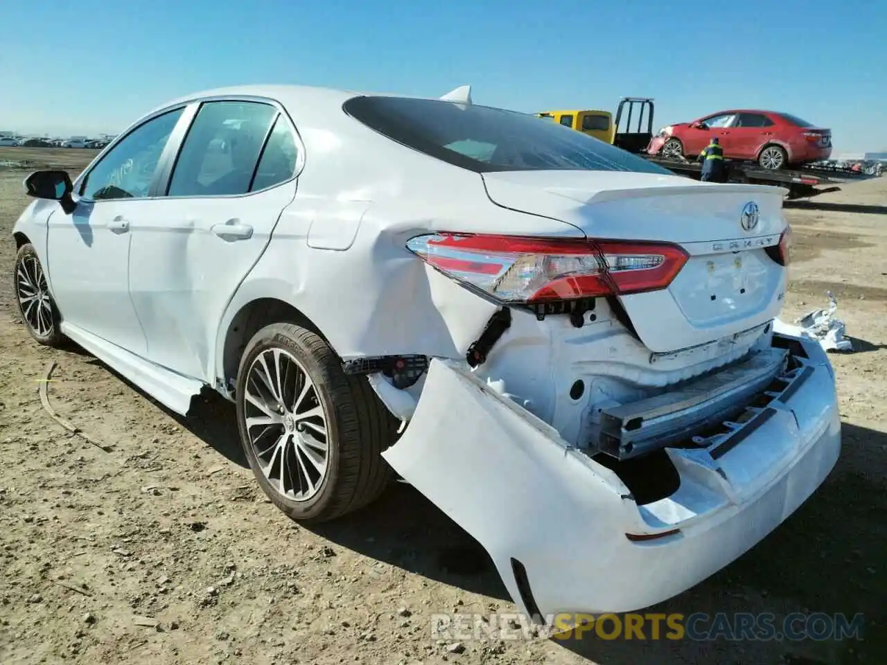 3 Photograph of a damaged car 4T1G11AK4LU979905 TOYOTA CAMRY 2020