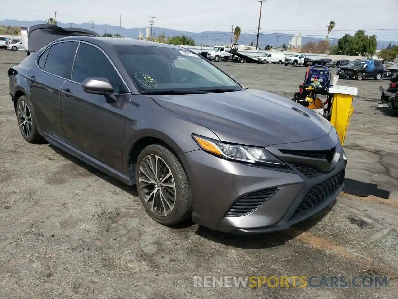 1 Photograph of a damaged car 4T1G11AK4LU980374 TOYOTA CAMRY 2020