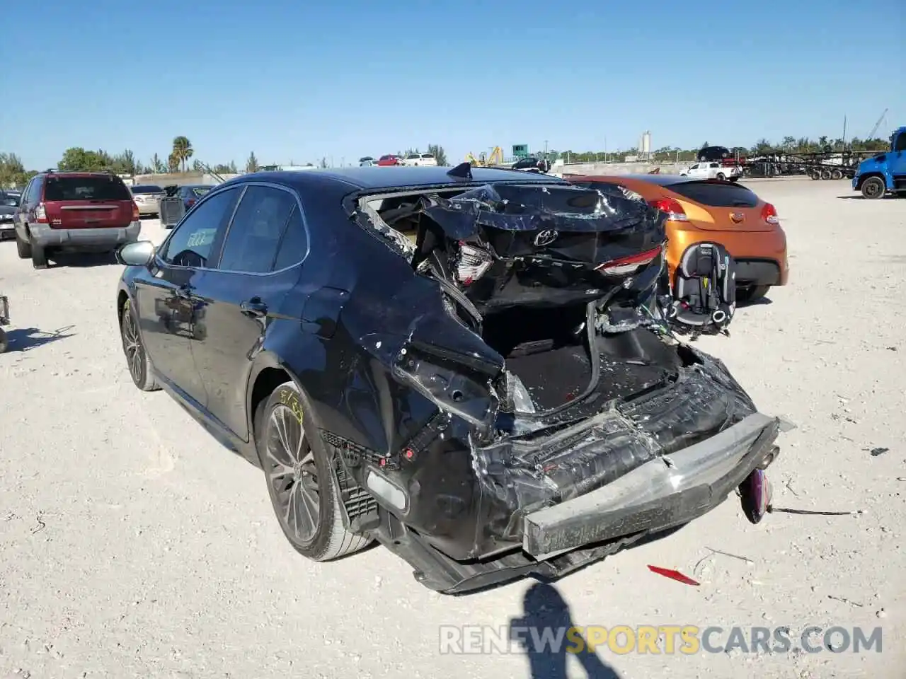 3 Photograph of a damaged car 4T1G11AK4LU981511 TOYOTA CAMRY 2020