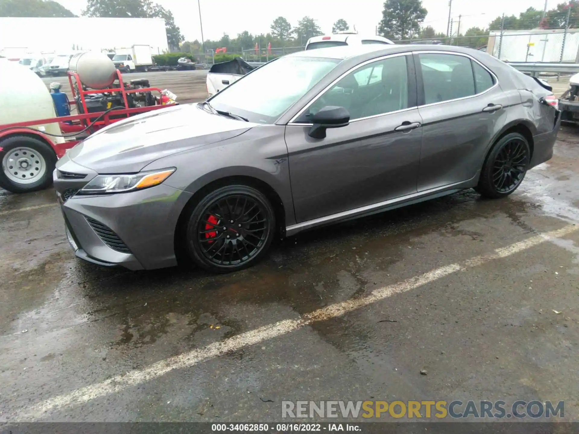 2 Photograph of a damaged car 4T1G11AK4LU998440 TOYOTA CAMRY 2020