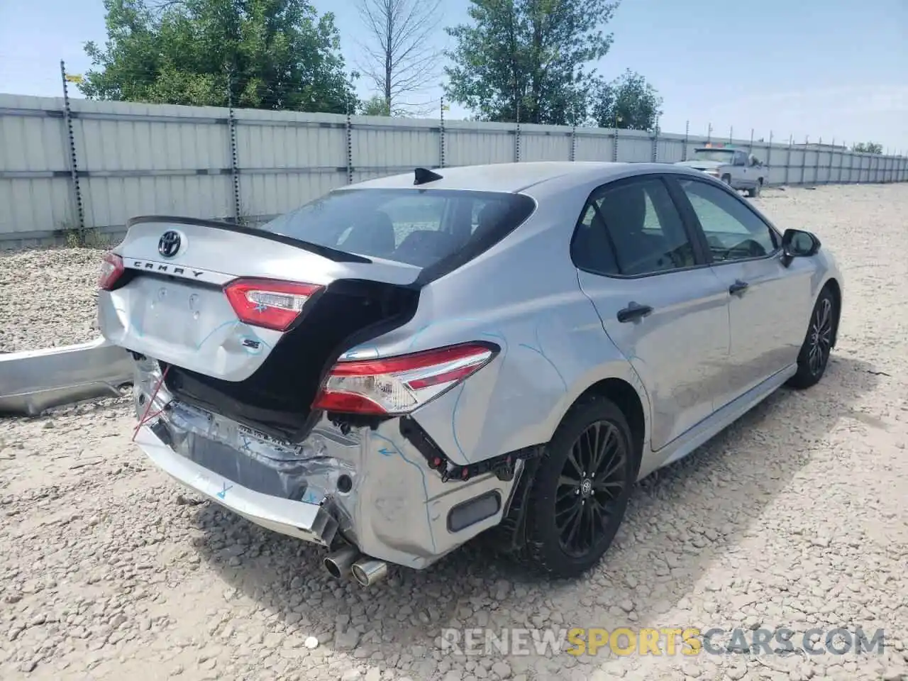 4 Photograph of a damaged car 4T1G11AK5LU302815 TOYOTA CAMRY 2020