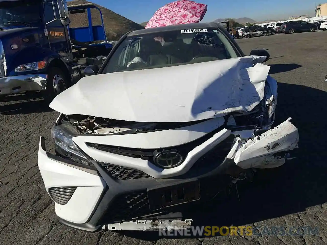 5 Photograph of a damaged car 4T1G11AK5LU302927 TOYOTA CAMRY 2020