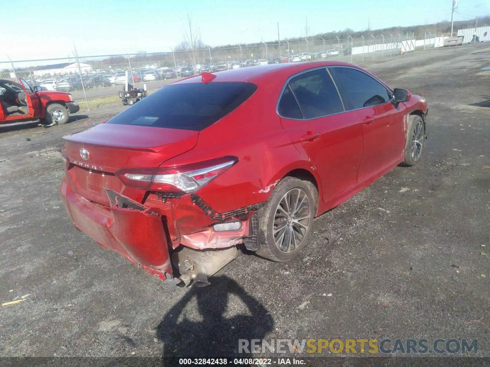 4 Photograph of a damaged car 4T1G11AK5LU303284 TOYOTA CAMRY 2020