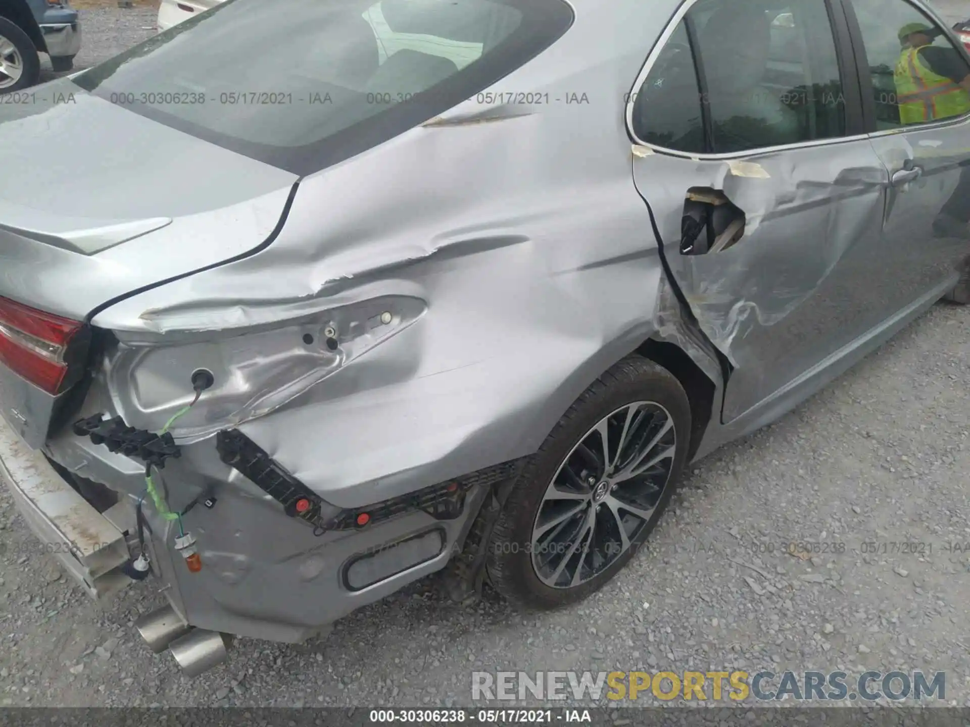 6 Photograph of a damaged car 4T1G11AK5LU304452 TOYOTA CAMRY 2020