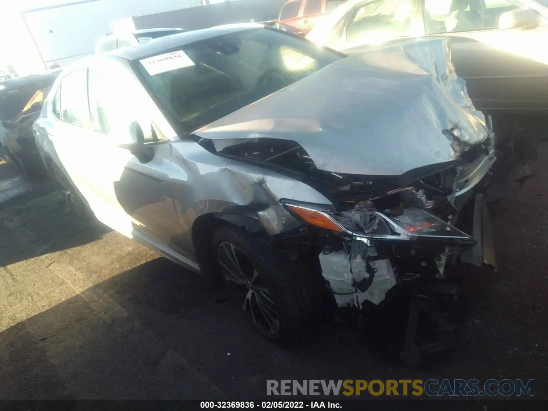 1 Photograph of a damaged car 4T1G11AK5LU312616 TOYOTA CAMRY 2020