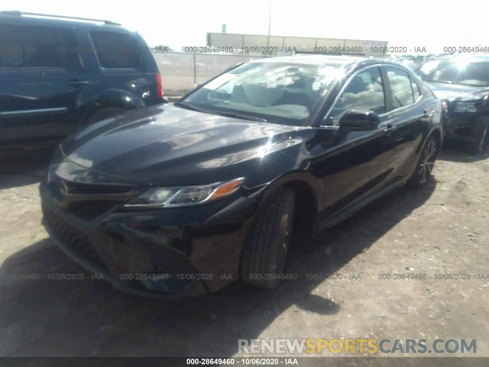 2 Photograph of a damaged car 4T1G11AK5LU312700 TOYOTA CAMRY 2020