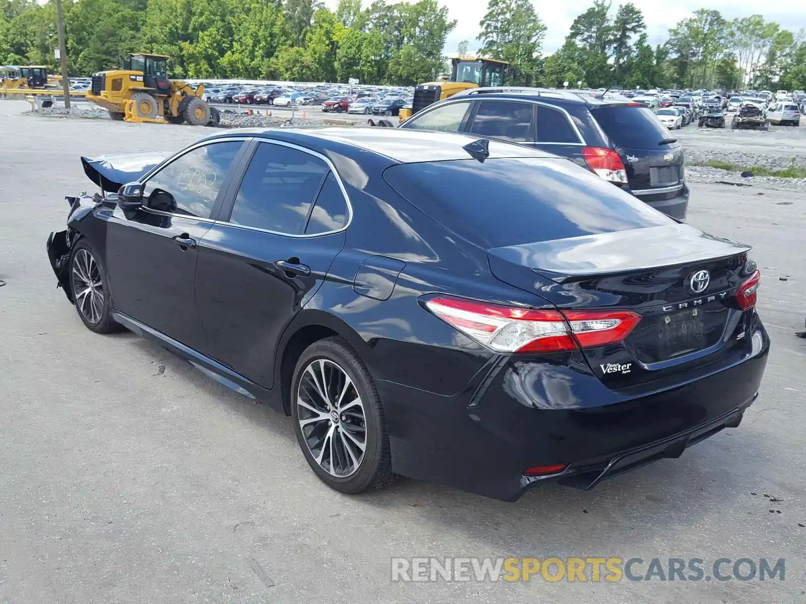 3 Photograph of a damaged car 4T1G11AK5LU316360 TOYOTA CAMRY 2020