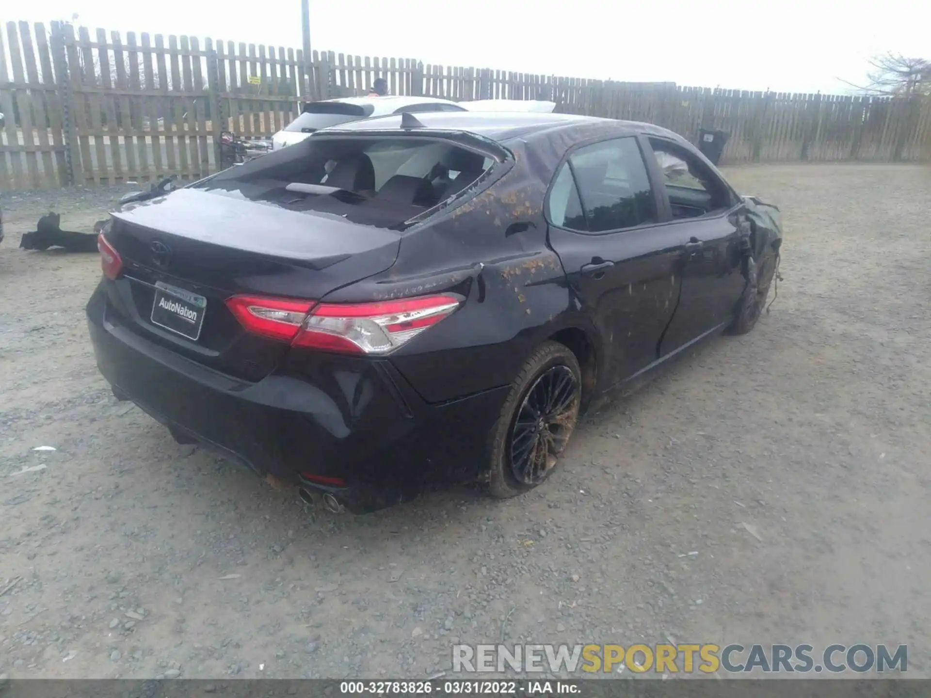 4 Photograph of a damaged car 4T1G11AK5LU318125 TOYOTA CAMRY 2020