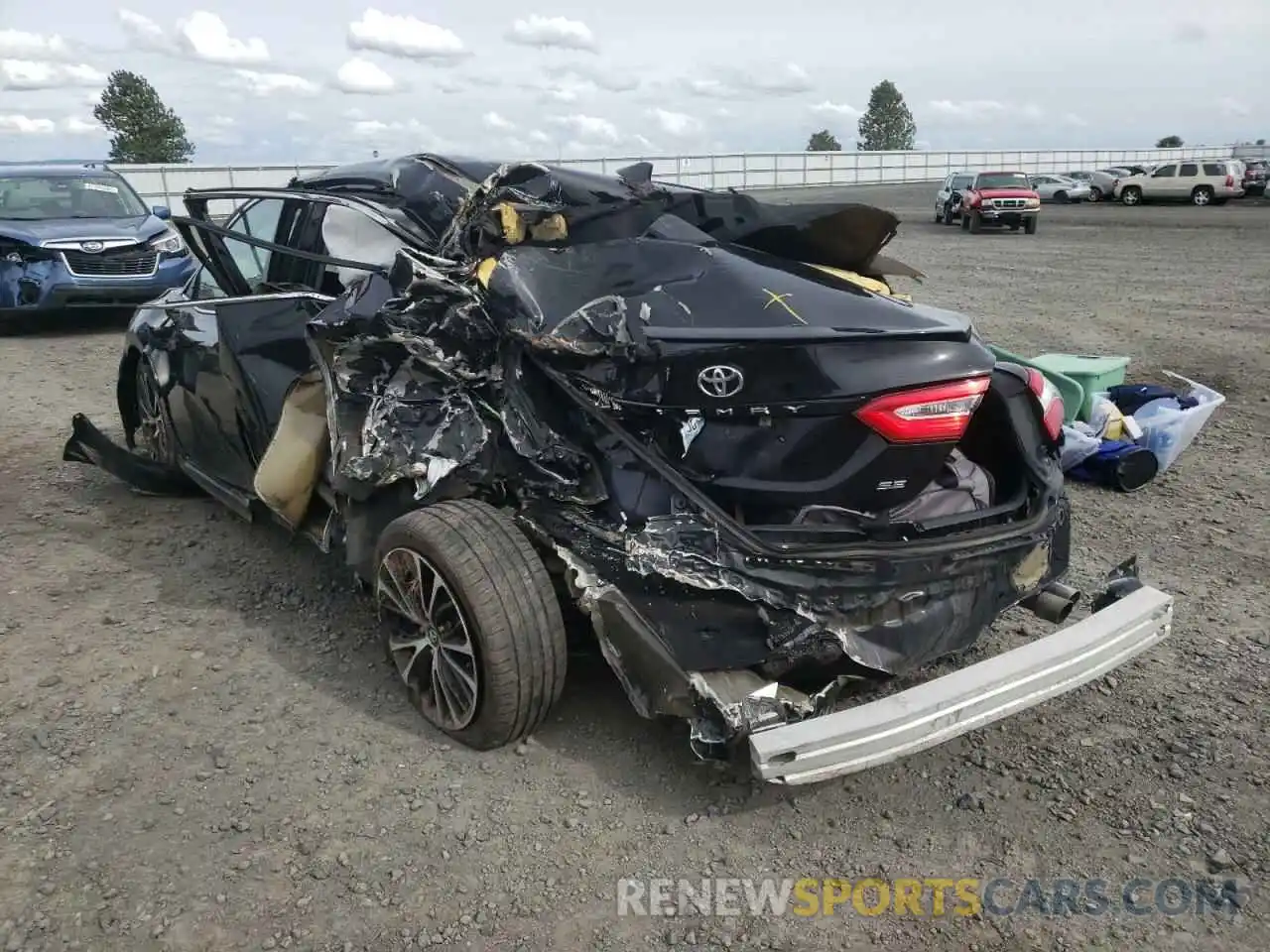 3 Photograph of a damaged car 4T1G11AK5LU318805 TOYOTA CAMRY 2020