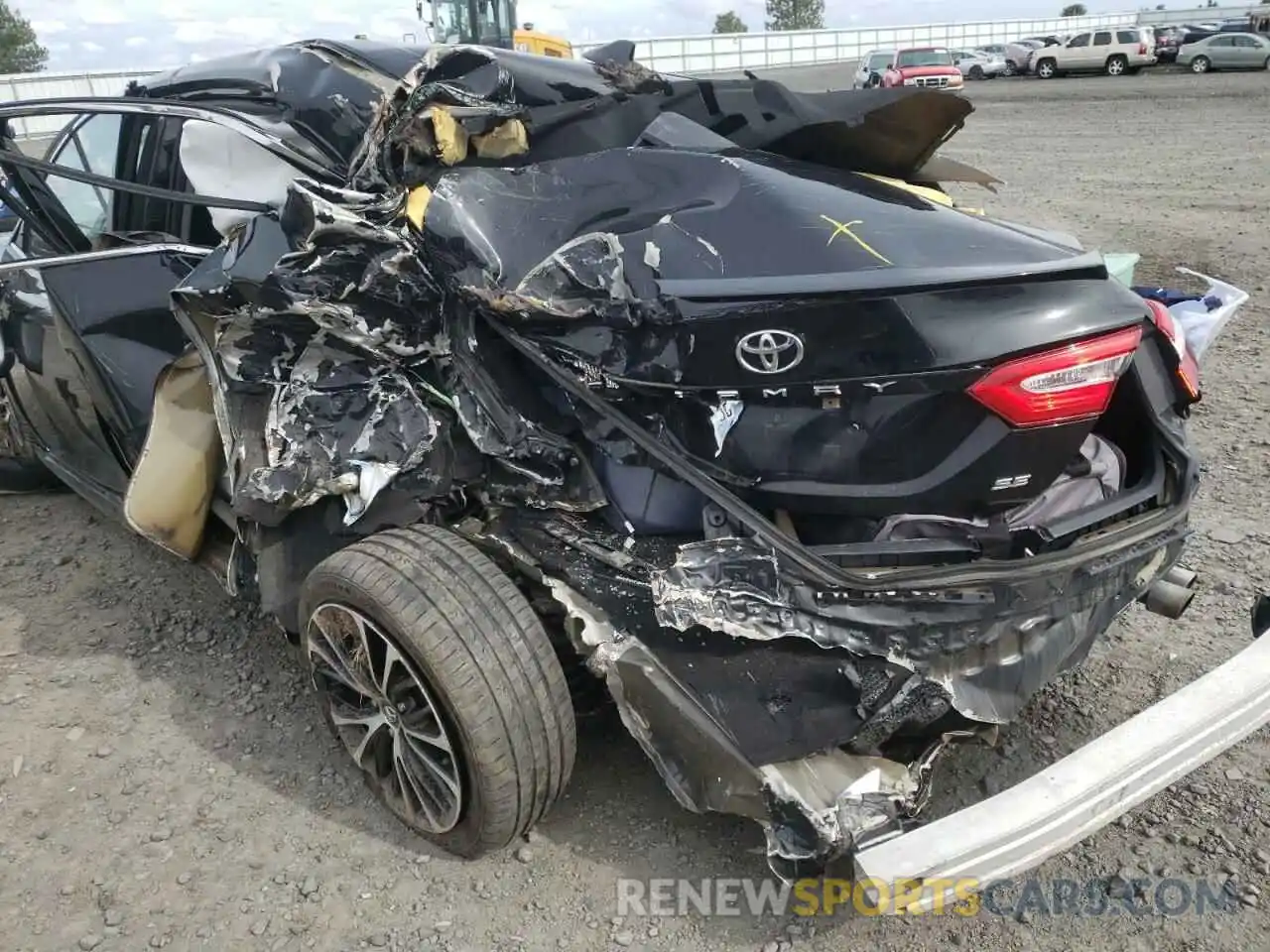 9 Photograph of a damaged car 4T1G11AK5LU318805 TOYOTA CAMRY 2020