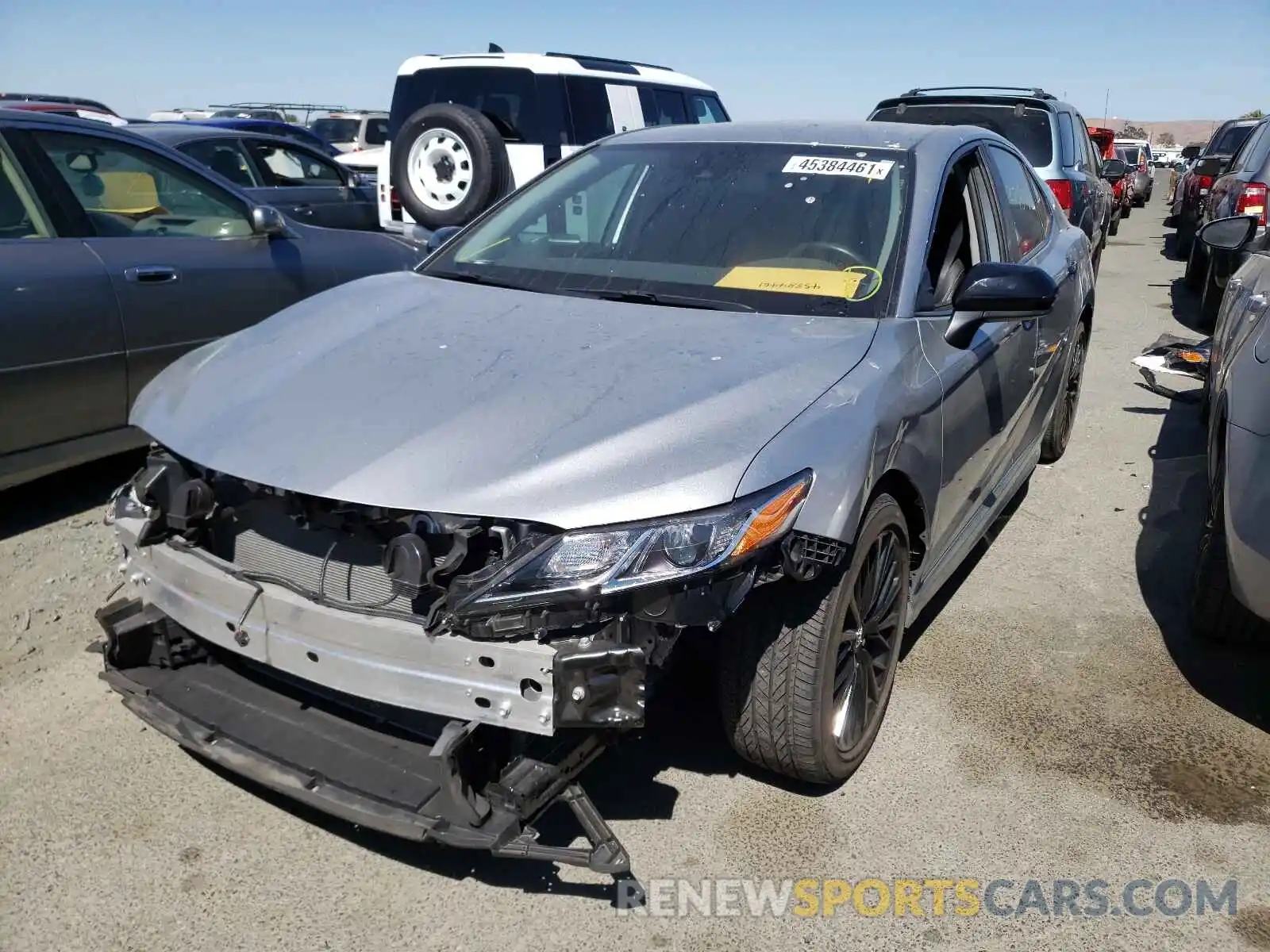 2 Photograph of a damaged car 4T1G11AK5LU320165 TOYOTA CAMRY 2020