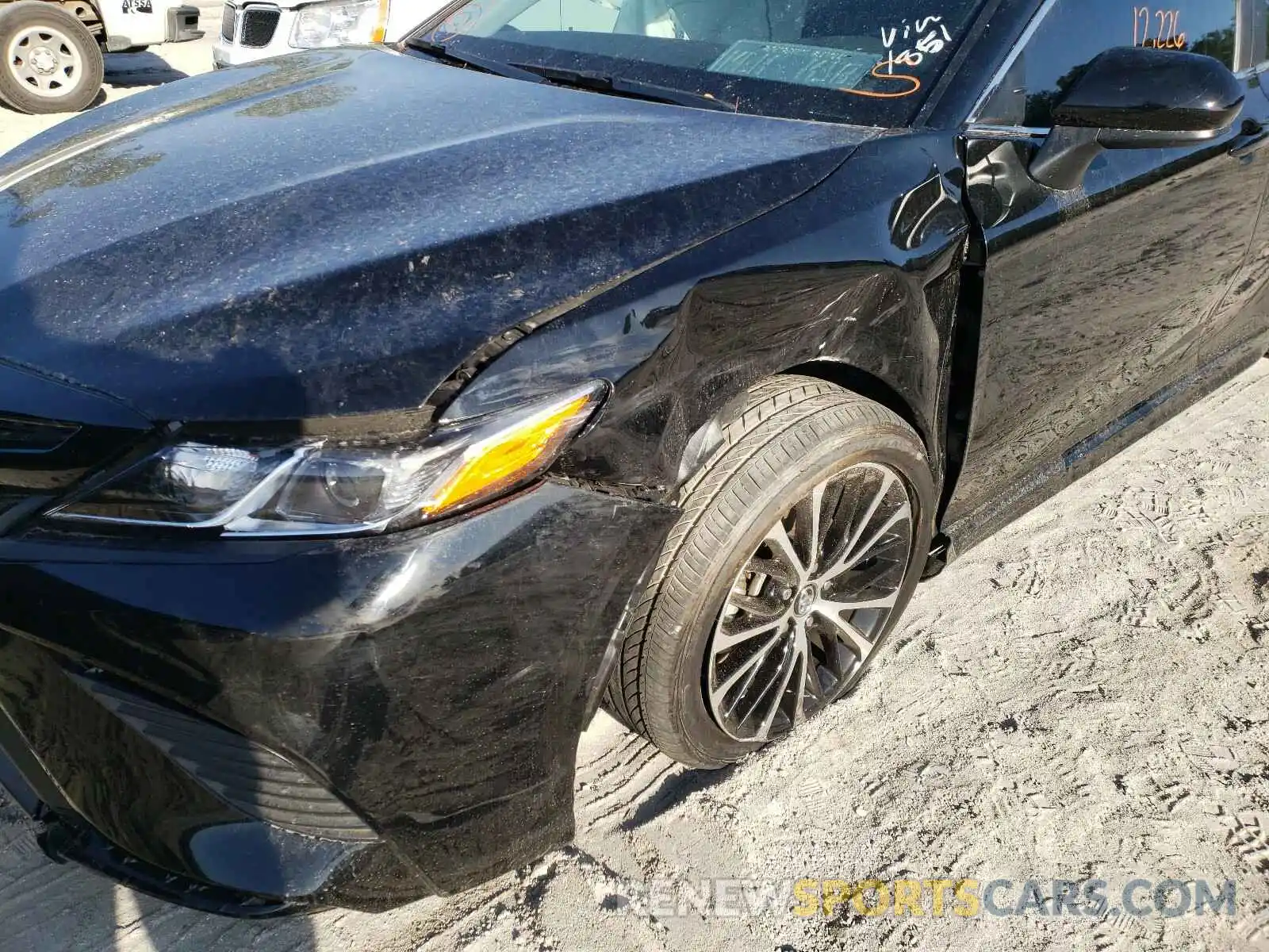 9 Photograph of a damaged car 4T1G11AK5LU321851 TOYOTA CAMRY 2020