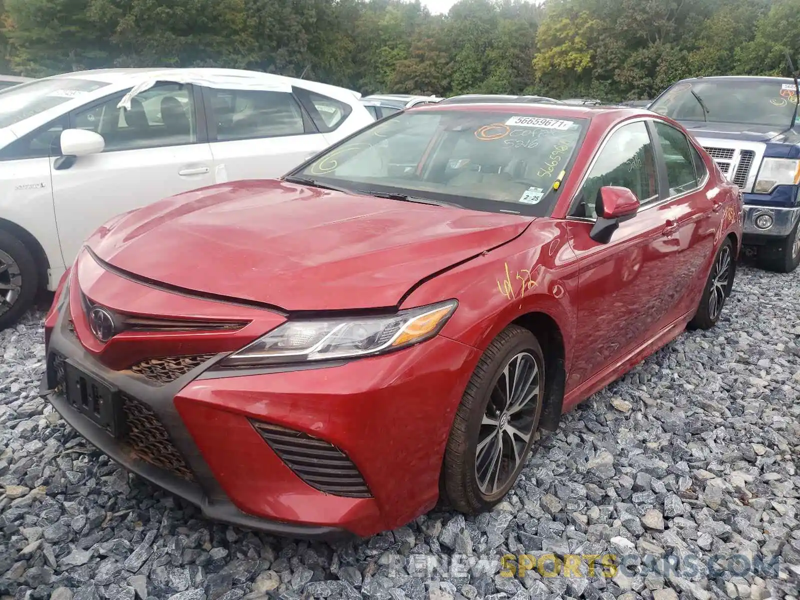 2 Photograph of a damaged car 4T1G11AK5LU330176 TOYOTA CAMRY 2020