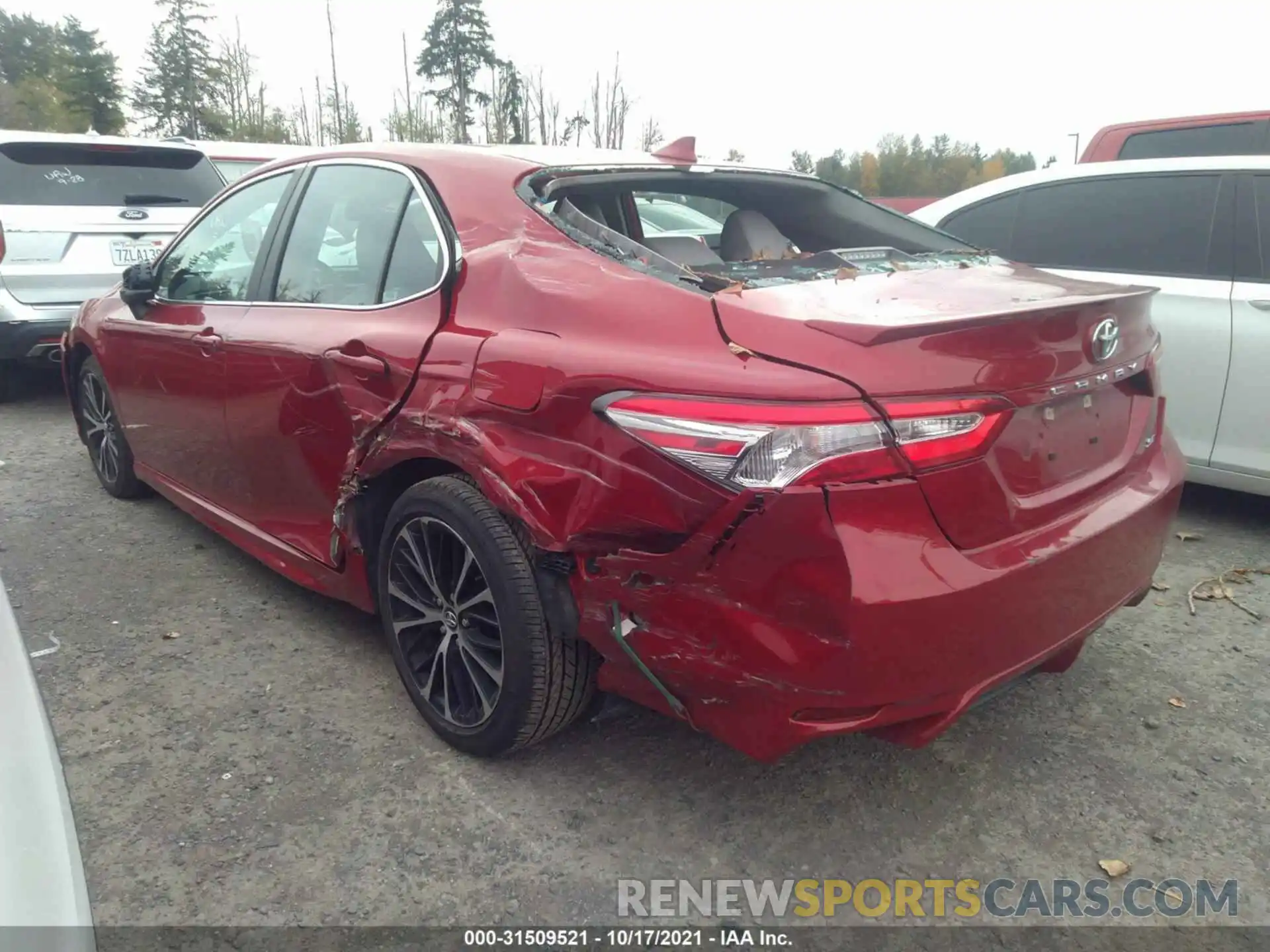 3 Photograph of a damaged car 4T1G11AK5LU333210 TOYOTA CAMRY 2020