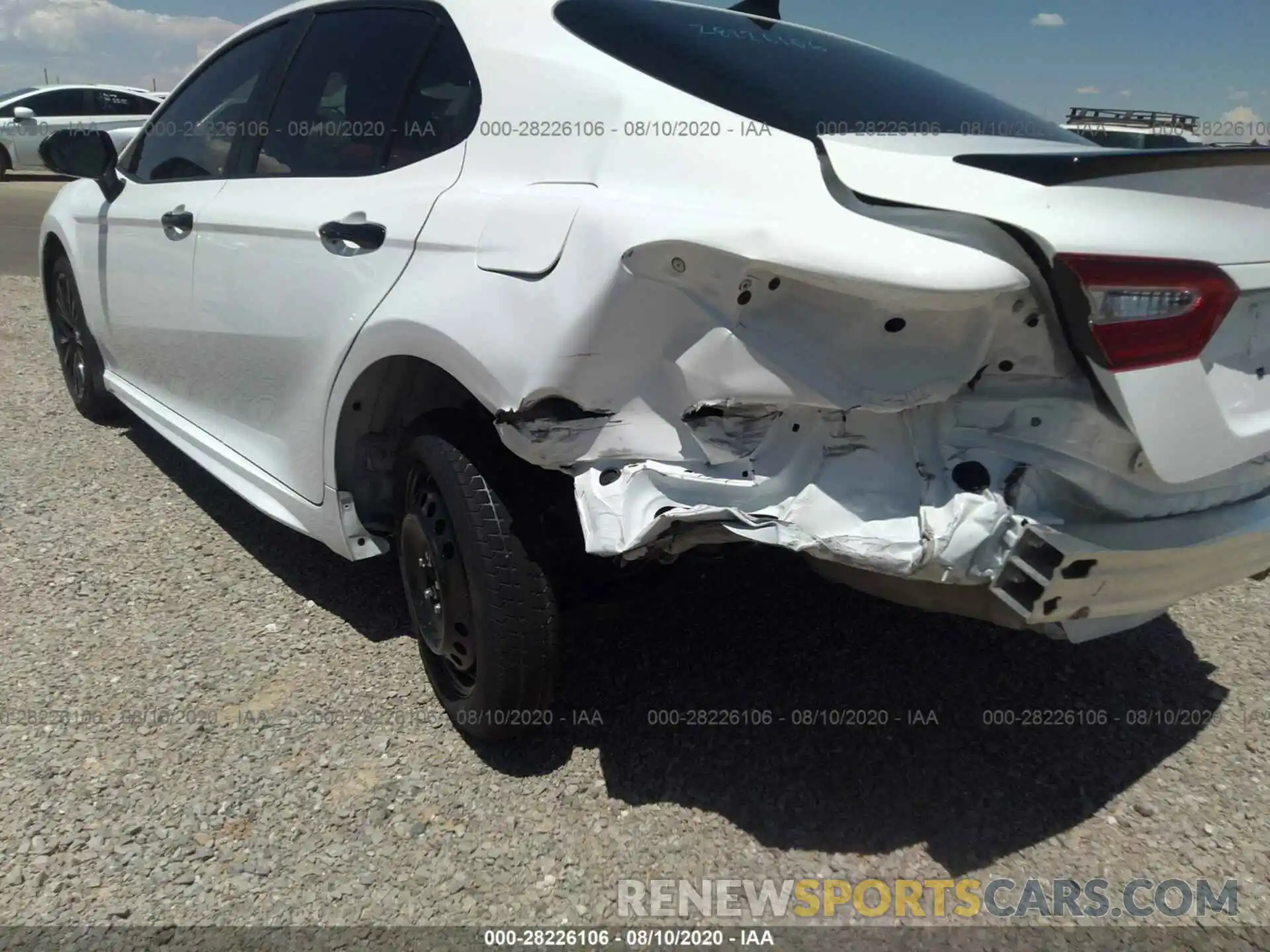 6 Photograph of a damaged car 4T1G11AK5LU338536 TOYOTA CAMRY 2020