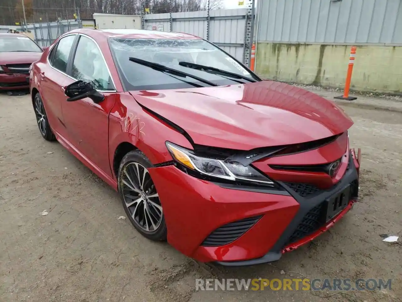 1 Photograph of a damaged car 4T1G11AK5LU341887 TOYOTA CAMRY 2020