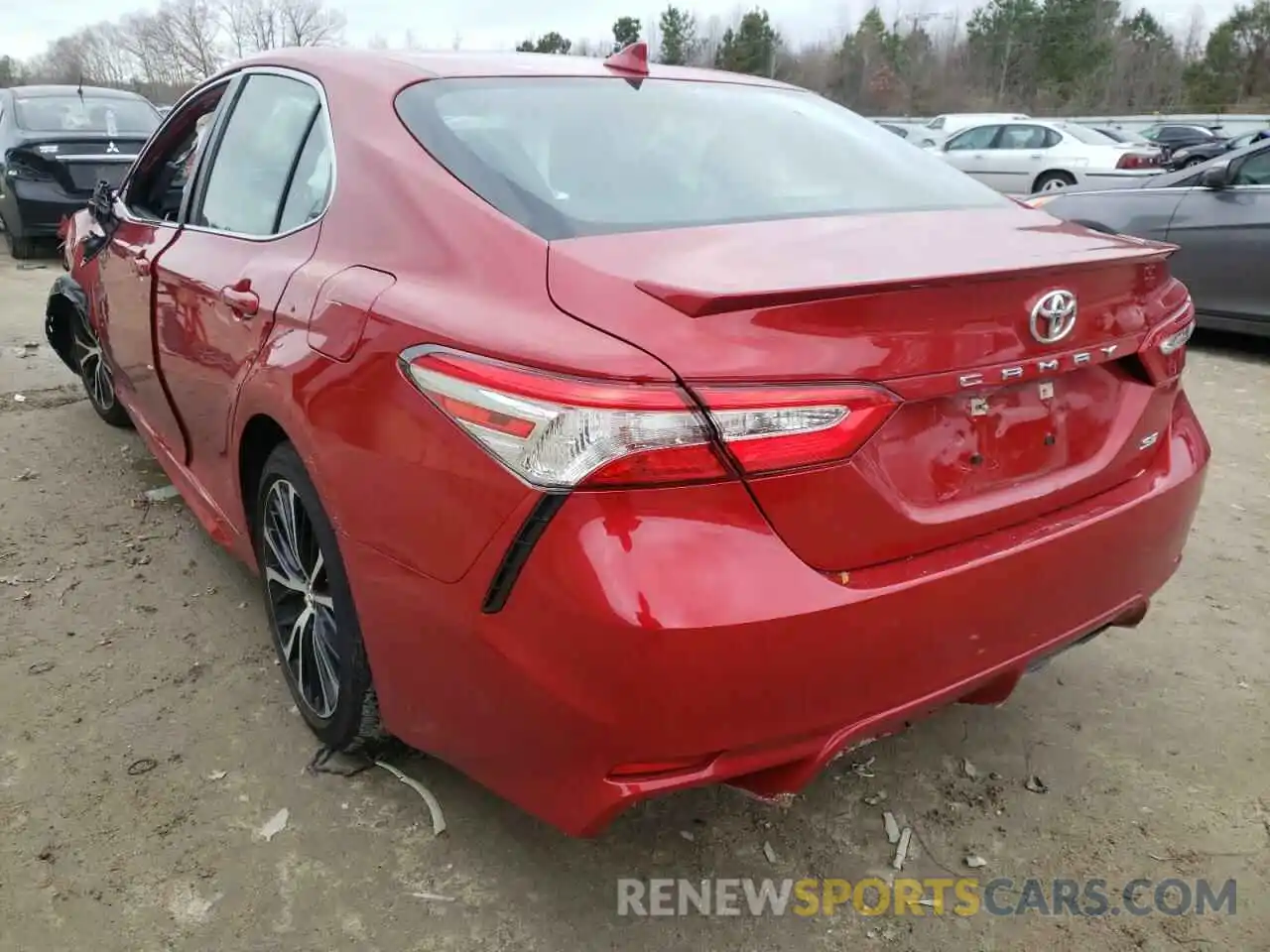 3 Photograph of a damaged car 4T1G11AK5LU341887 TOYOTA CAMRY 2020