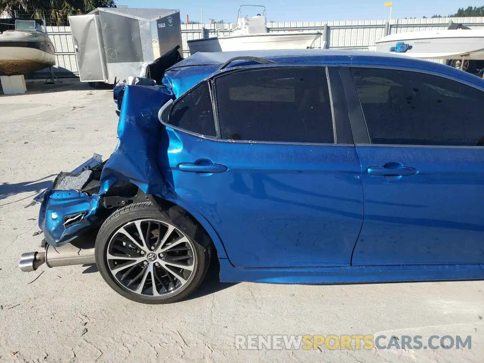 9 Photograph of a damaged car 4T1G11AK5LU345843 TOYOTA CAMRY 2020