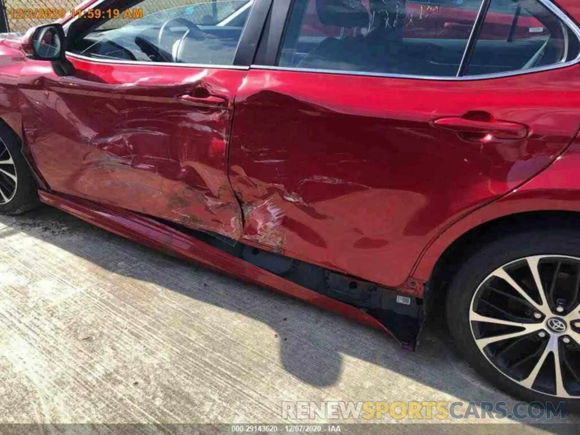 8 Photograph of a damaged car 4T1G11AK5LU346183 TOYOTA CAMRY 2020