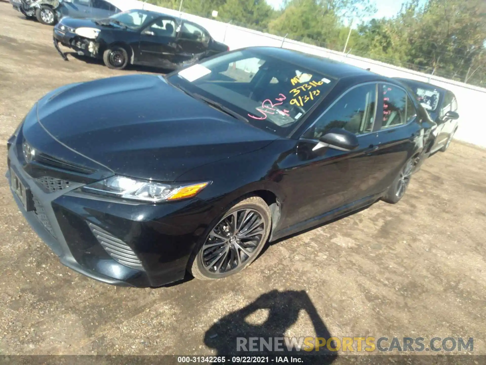 2 Photograph of a damaged car 4T1G11AK5LU348421 TOYOTA CAMRY 2020