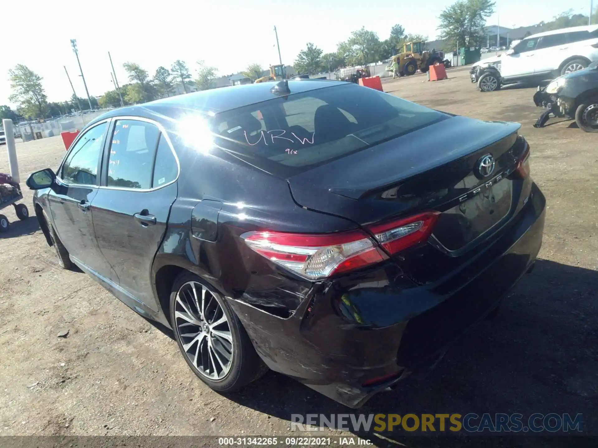 3 Photograph of a damaged car 4T1G11AK5LU348421 TOYOTA CAMRY 2020