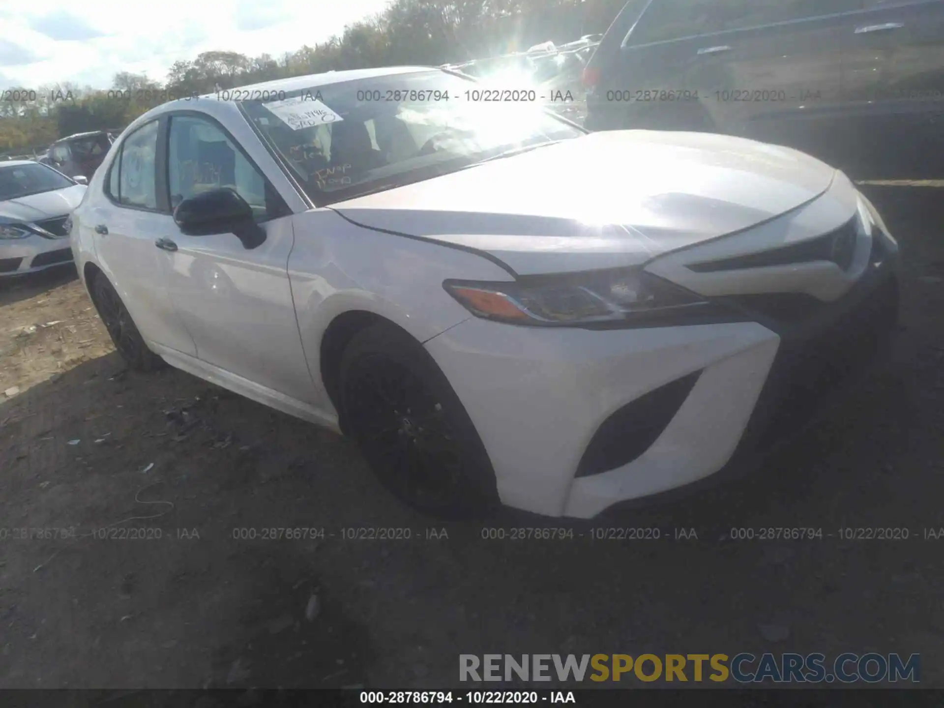 1 Photograph of a damaged car 4T1G11AK5LU348449 TOYOTA CAMRY 2020