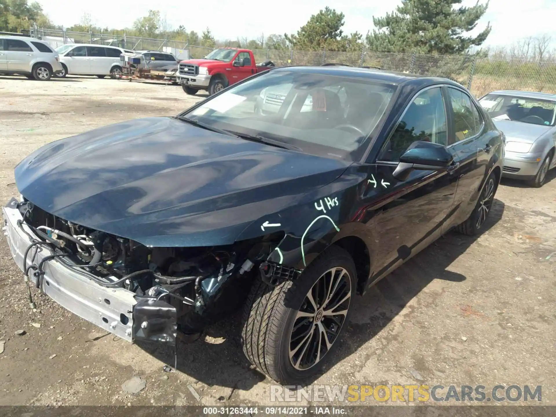 2 Photograph of a damaged car 4T1G11AK5LU357250 TOYOTA CAMRY 2020