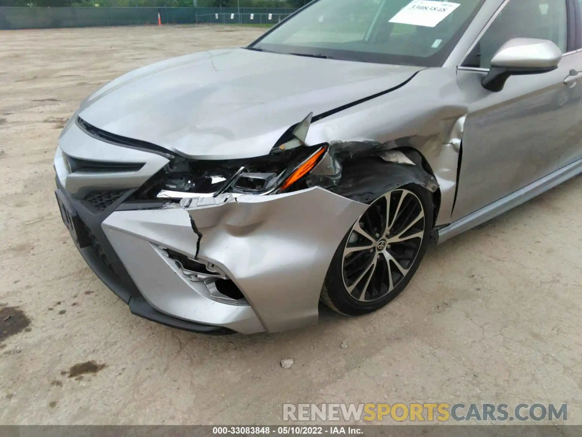 6 Photograph of a damaged car 4T1G11AK5LU357412 TOYOTA CAMRY 2020