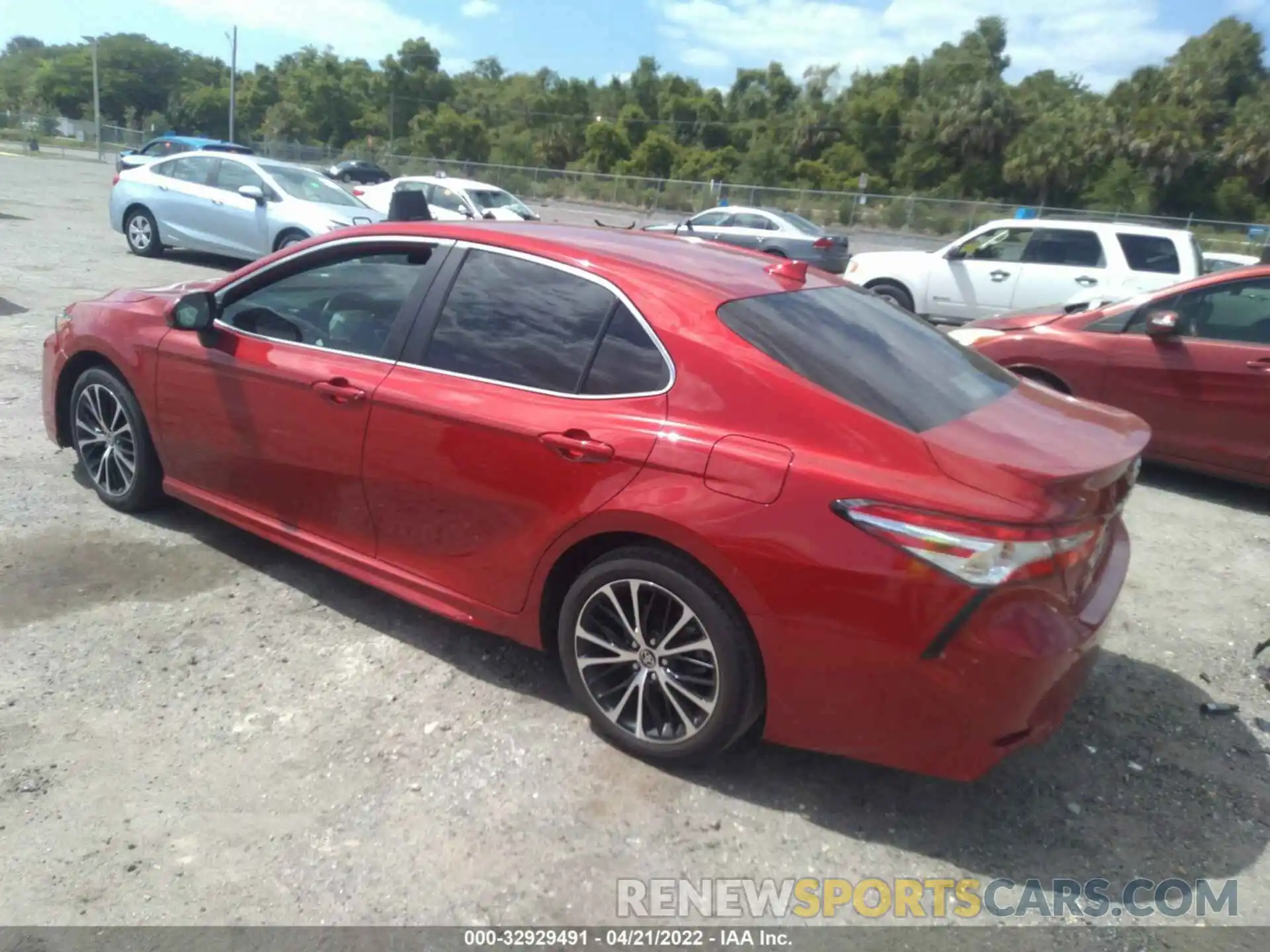 3 Photograph of a damaged car 4T1G11AK5LU358799 TOYOTA CAMRY 2020