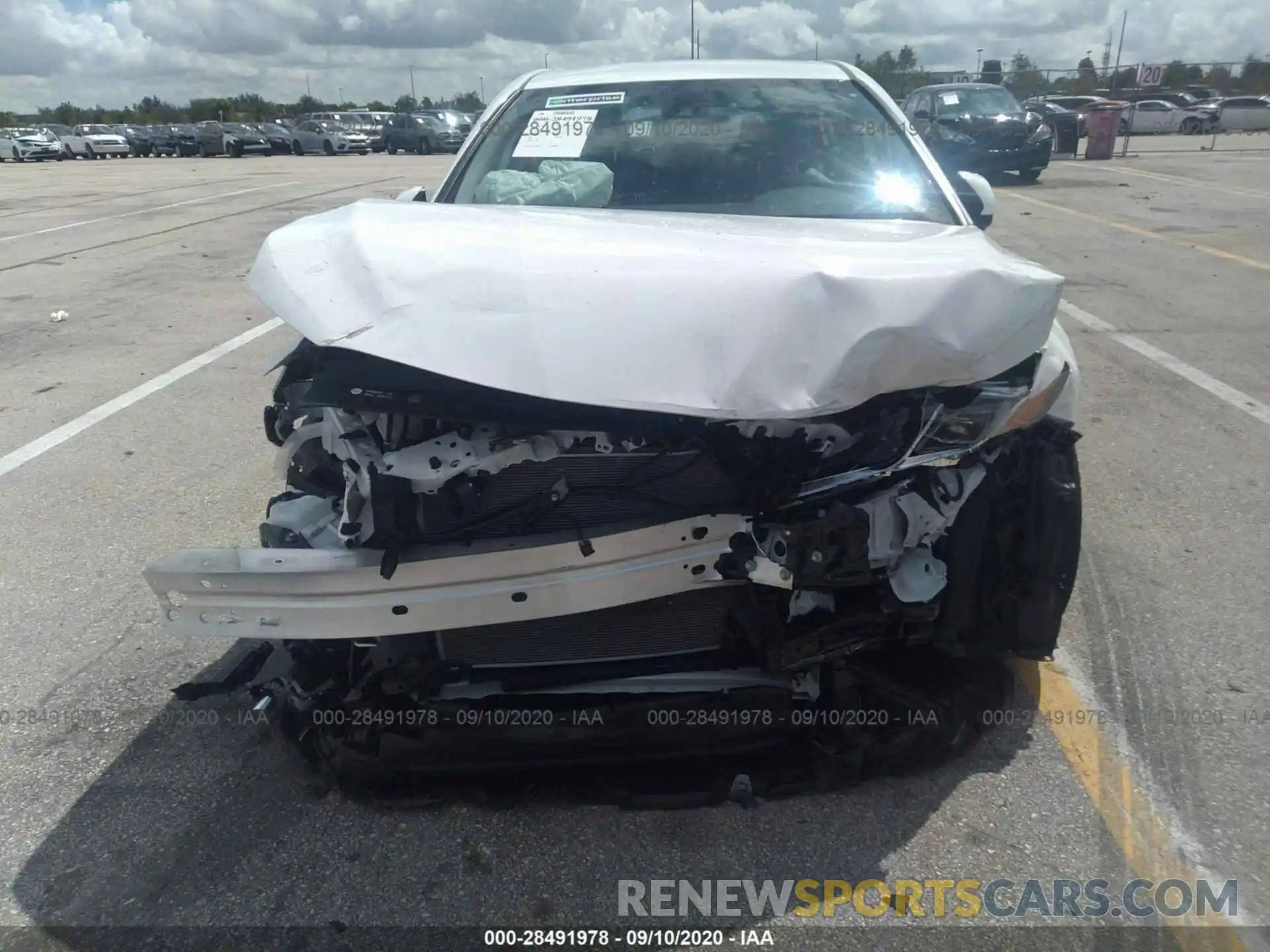 6 Photograph of a damaged car 4T1G11AK5LU360441 TOYOTA CAMRY 2020