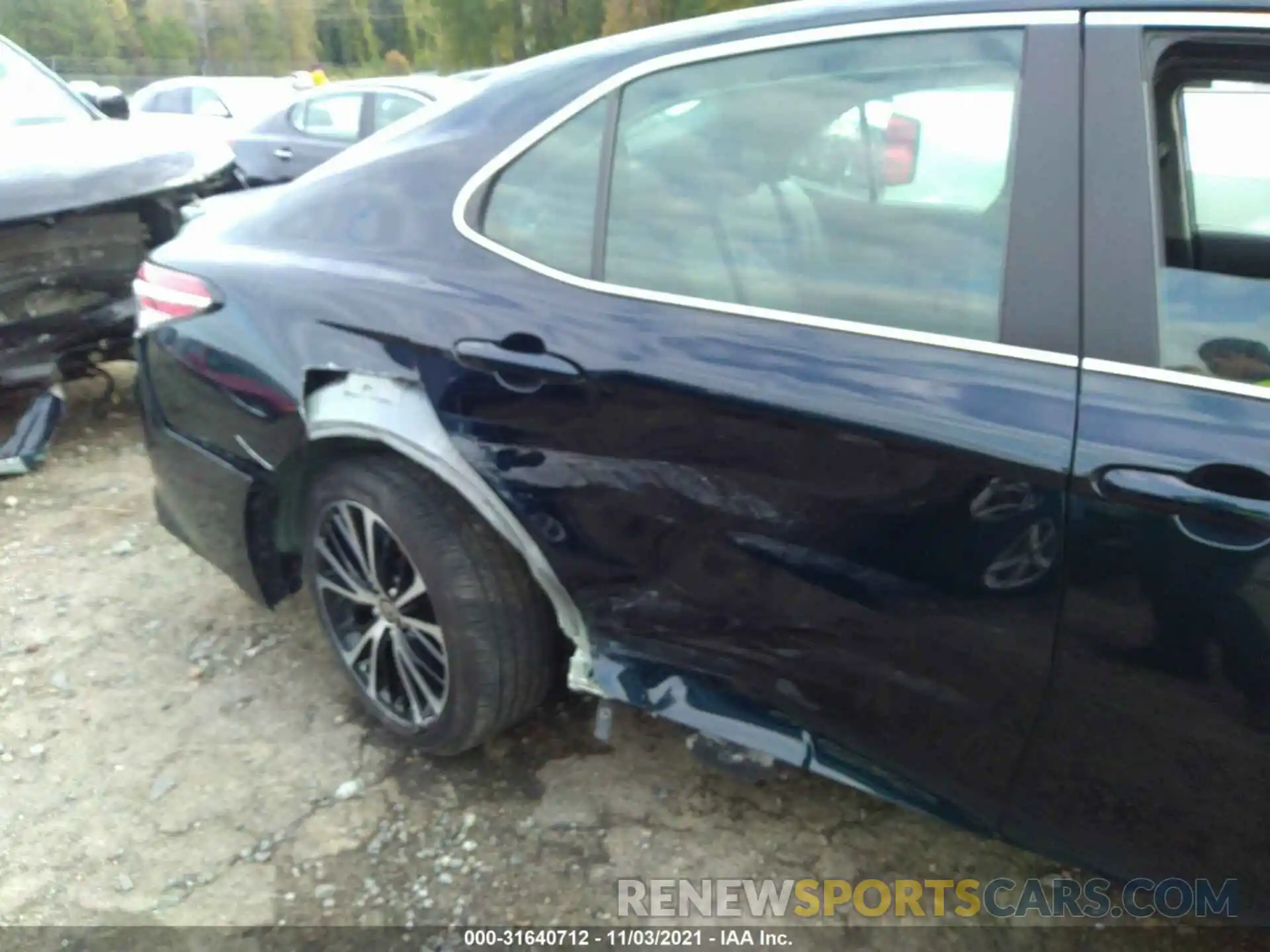 6 Photograph of a damaged car 4T1G11AK5LU367096 TOYOTA CAMRY 2020