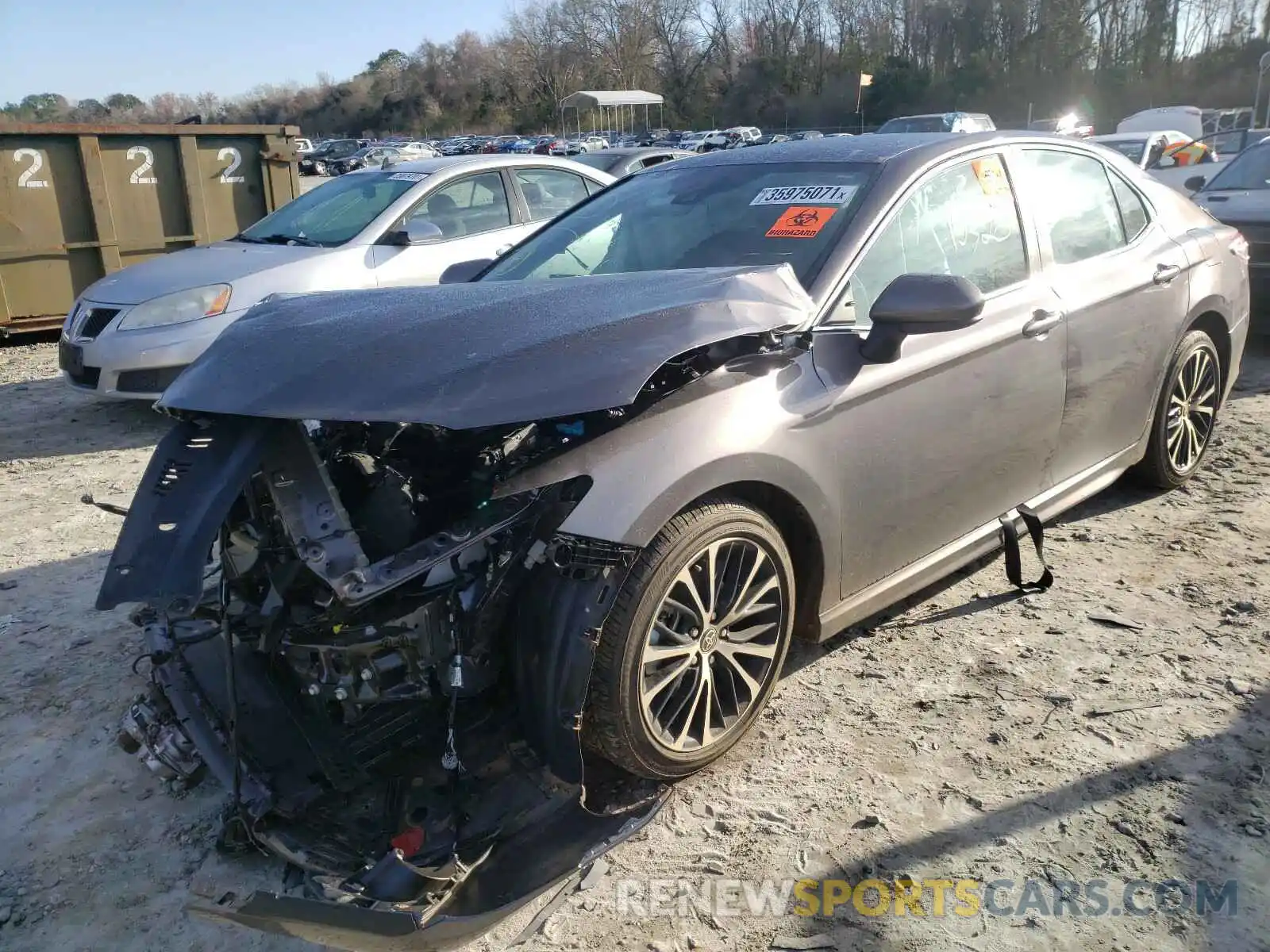 2 Photograph of a damaged car 4T1G11AK5LU370743 TOYOTA CAMRY 2020