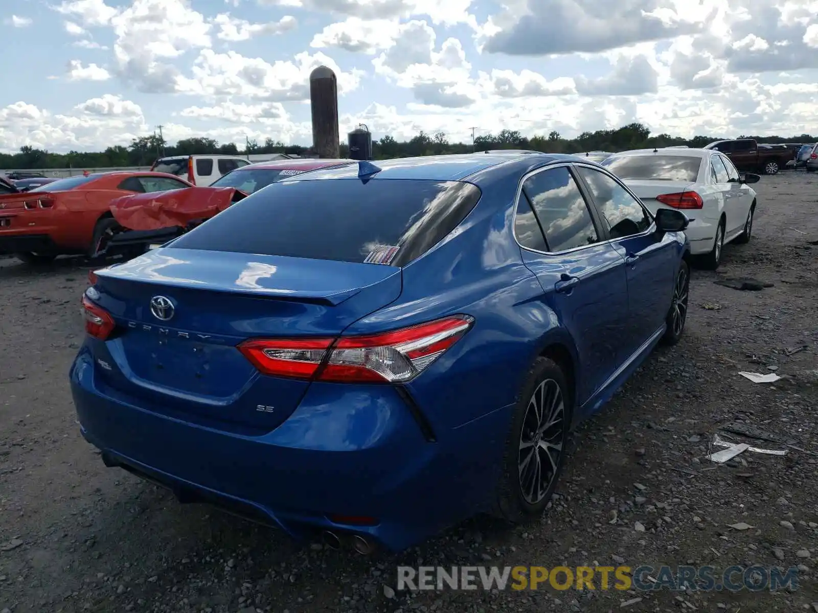 4 Photograph of a damaged car 4T1G11AK5LU371469 TOYOTA CAMRY 2020