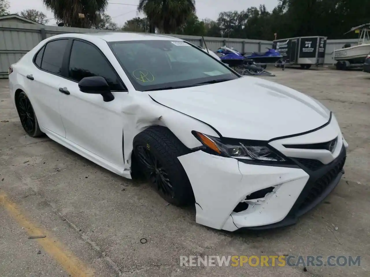 1 Photograph of a damaged car 4T1G11AK5LU393486 TOYOTA CAMRY 2020