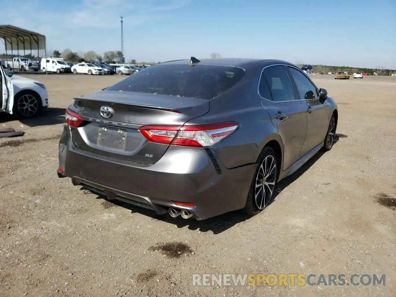 4 Photograph of a damaged car 4T1G11AK5LU501668 TOYOTA CAMRY 2020