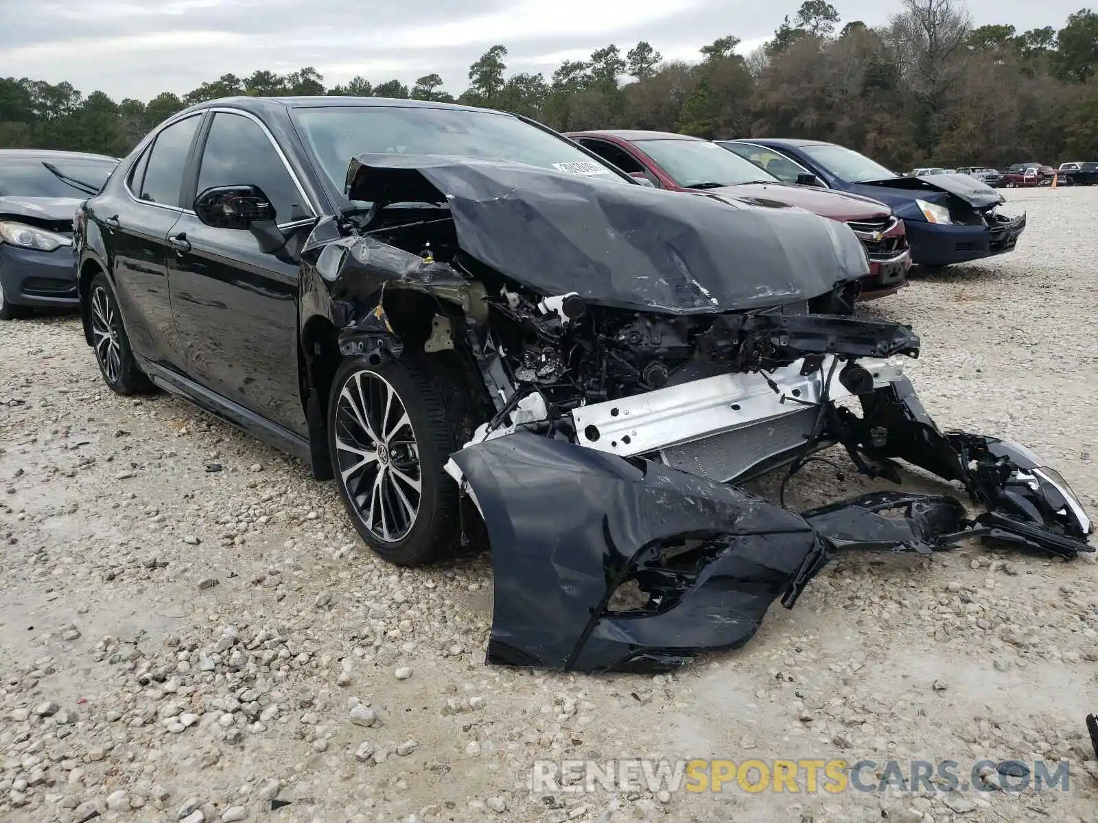 1 Photograph of a damaged car 4T1G11AK5LU508488 TOYOTA CAMRY 2020