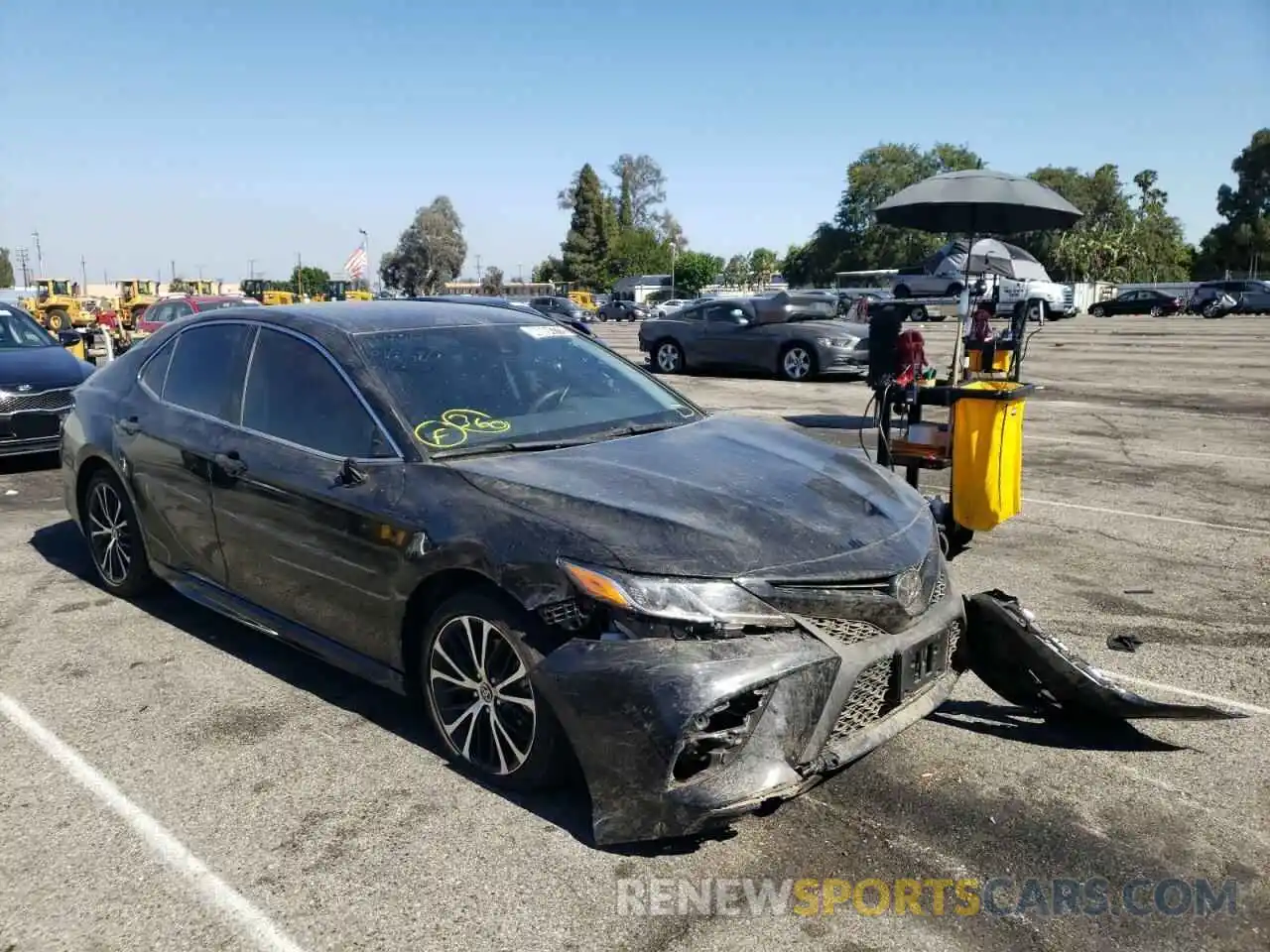 1 Photograph of a damaged car 4T1G11AK5LU510127 TOYOTA CAMRY 2020