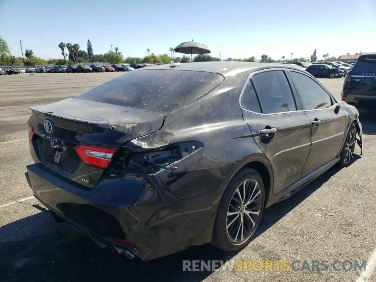 4 Photograph of a damaged car 4T1G11AK5LU510127 TOYOTA CAMRY 2020