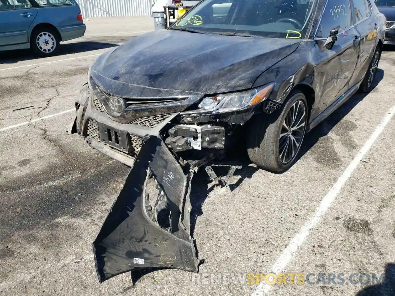 9 Photograph of a damaged car 4T1G11AK5LU510127 TOYOTA CAMRY 2020