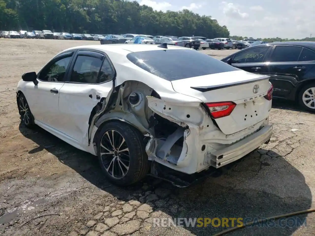 3 Photograph of a damaged car 4T1G11AK5LU857490 TOYOTA CAMRY 2020